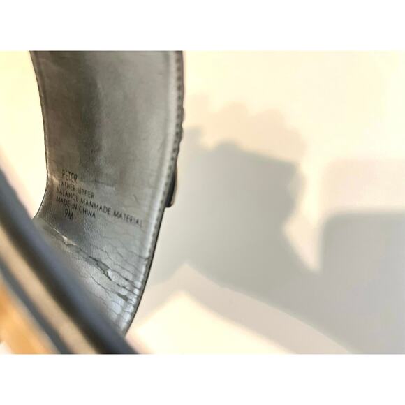 Tahari Black Buckle Flat Slide Slip Sandals 9 - Picture 10 of 11